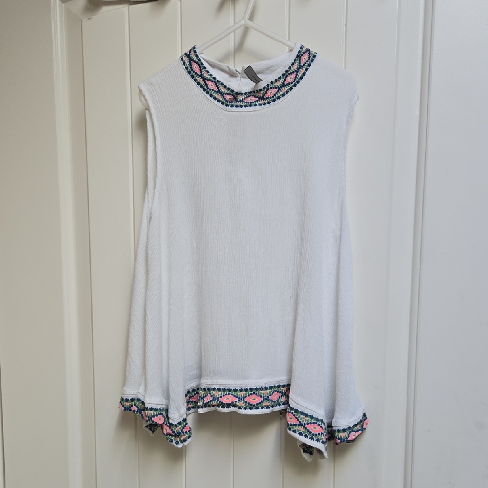 Persona White Sleeveless Swing Top with Pink and Green Embroidery Youth Medium
